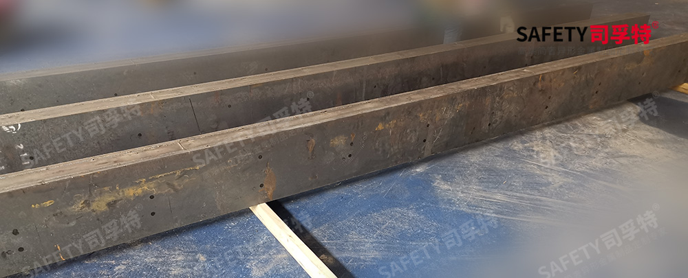 上海精致鋼生產(chǎn)廠(chǎng)家司孚特精制鋼幕墻型材玻璃幕墻配件(圖2) 1.jpg