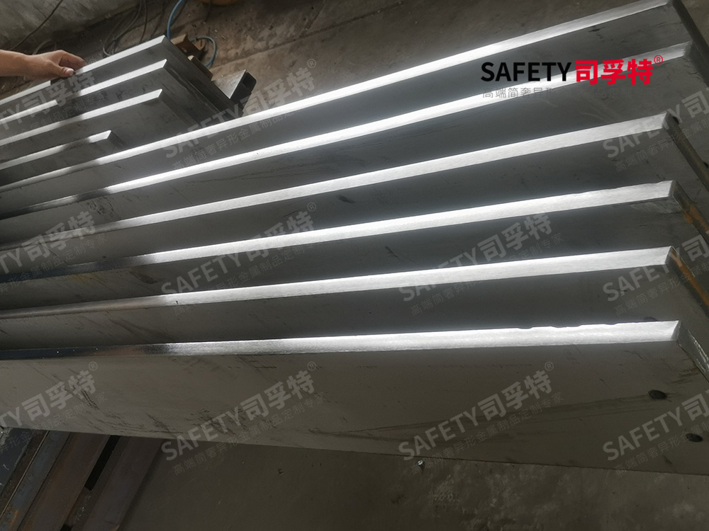 唐山鋼結(jié)構(gòu)孚特精制鋼材料有什么優(yōu)點(diǎn)(圖3) 5.jpg