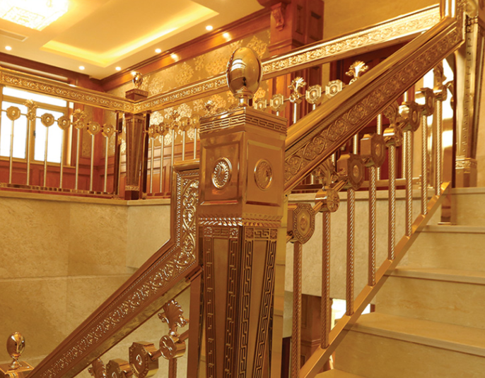 豪華銅藝會(huì)所護(hù)欄定制(圖1) 豪華銅藝會(huì)所護(hù)欄定制(圖1)