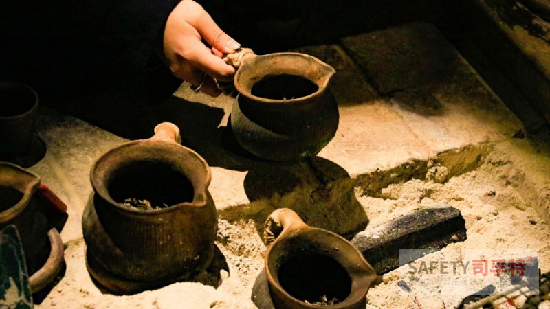 從“火塘烤茶”到“圍爐煮茶”，傳承中華茶文化 [精制鋼圍爐茶桌|炭火爐](圖3)