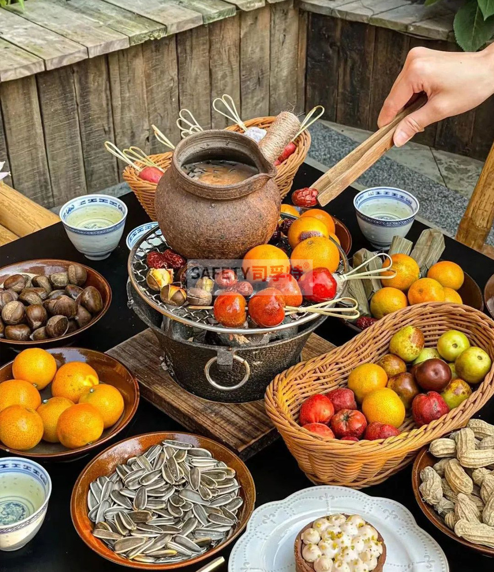 圍爐煮茶刷屏，一起來感受古詩詞中的茶風(fēng)茶韻「圍爐茶桌，炭火爐」(圖1)