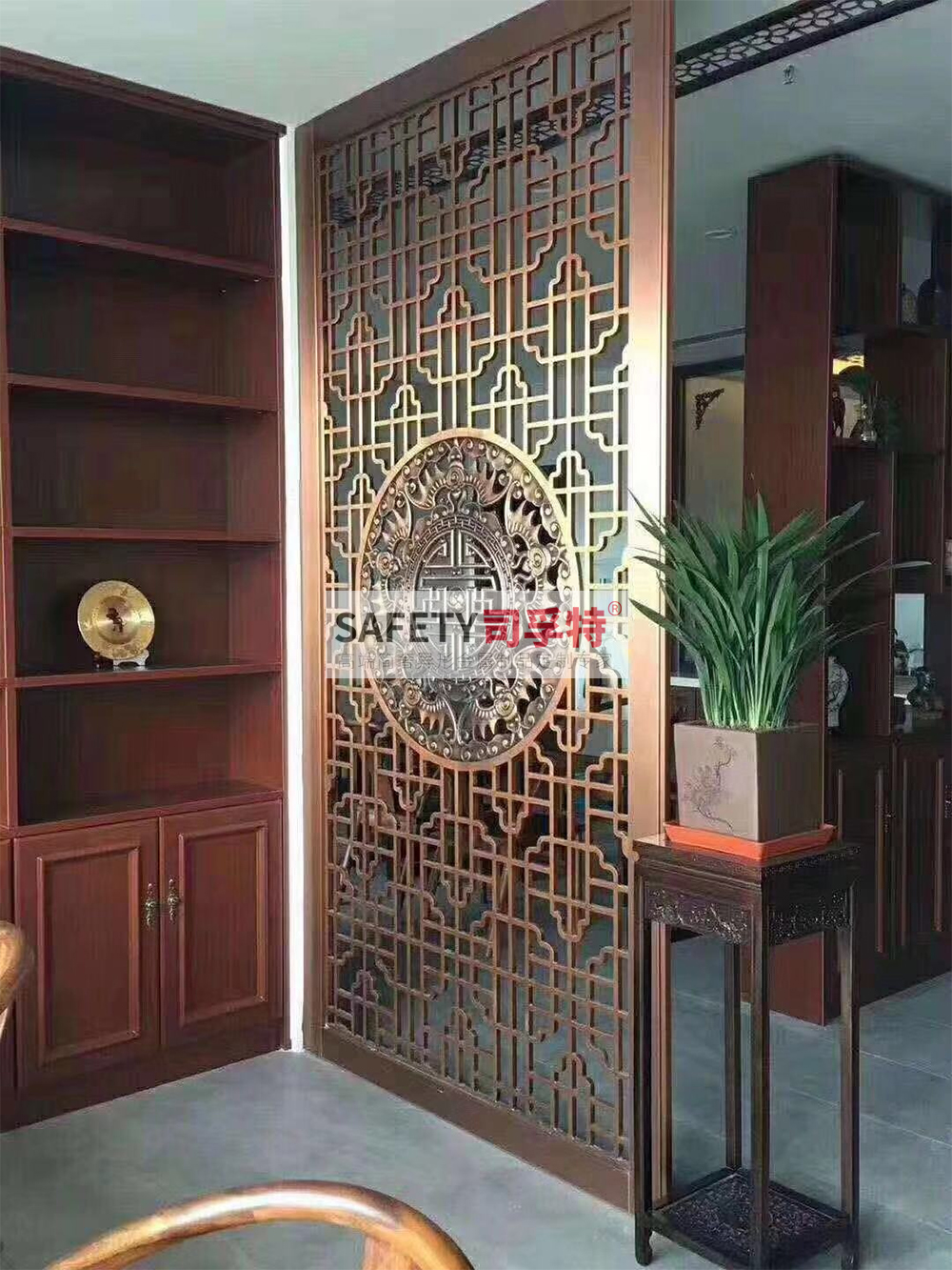 不銹鋼屏風(fēng)款式多樣，如何選擇適合自己的？[不銹鋼屏風(fēng)、鋁雕屏風(fēng)](圖3)