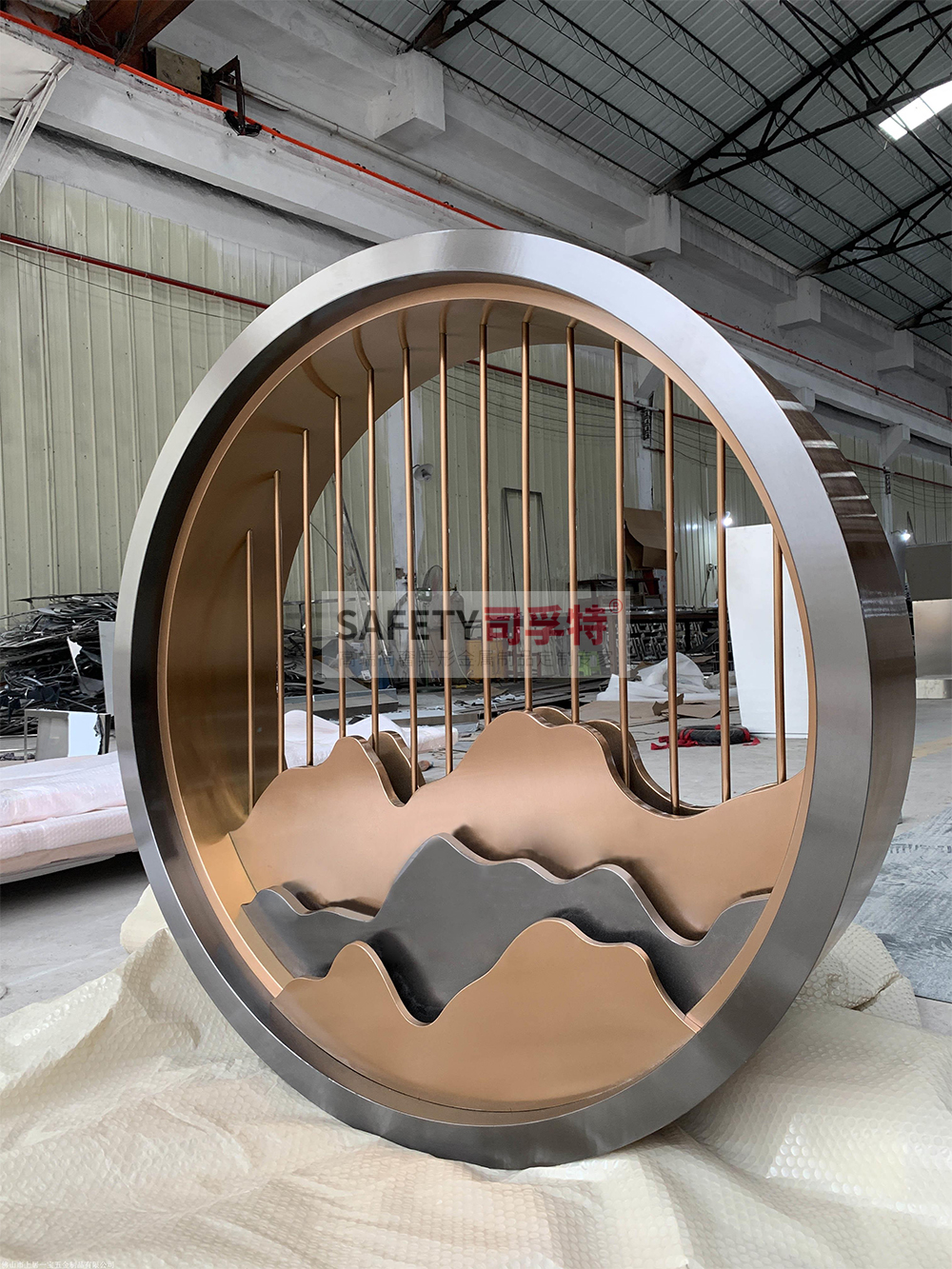 金屬屏風（不銹鋼屏風、鋁雕屏風）安裝過程和步驟講解(圖5)