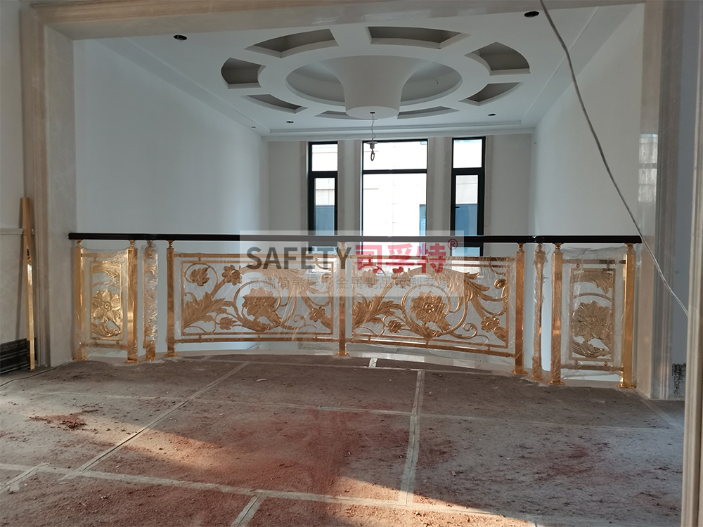 鋁藝鏤空雕花樓梯扶手：造型多樣，工藝成熟，彰顯高端品味(圖3)