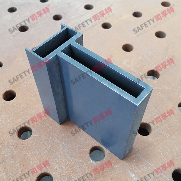 氟碳噴涂凹形且型精制鋼幕墻型材(圖1) 氟碳噴涂凹形且型精制鋼幕墻型材(圖1)